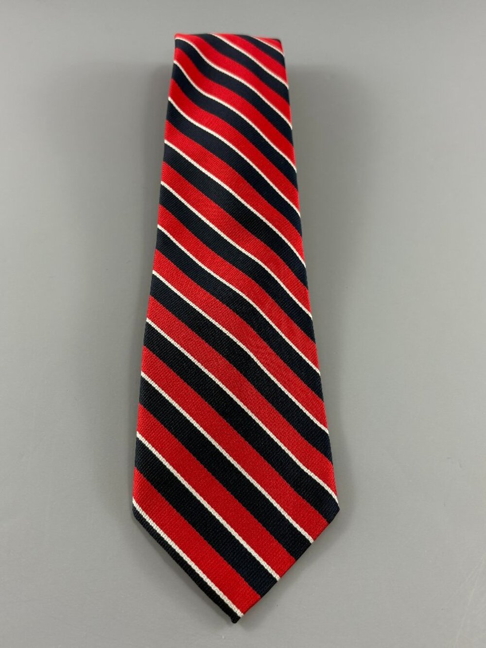 Vintage Cape Cod Neckwear Red / Navy Striped Men's Tie 3 1/2" x 58"